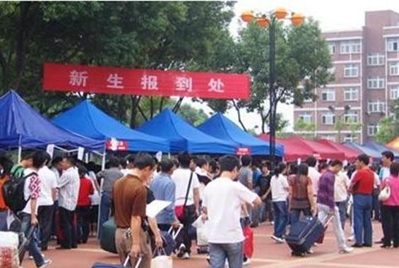 当年上学，你是否也看到这些车？90后必看