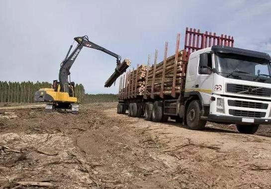 看完想打人！你在高速上都遇到过怎样的奇葩？