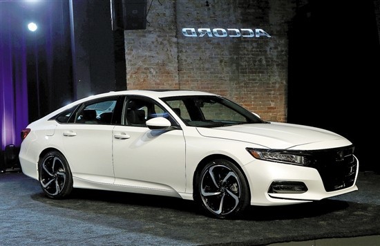 中高级轿车市场　日系双雄酝酿“王者归来”