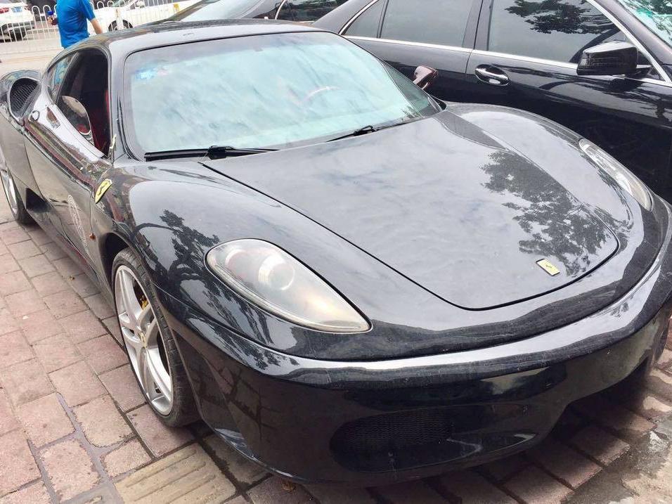 中国豪车配件最便宜村，50万买法拉利，保时捷更便宜