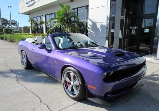 改装Hellcat成为疯狂的肌肉车