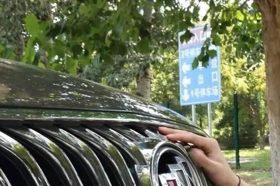 连换4辆同品牌的车，这对北京父子有故事