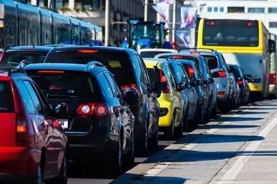 管学军：7月正则轿车市场经济指数分析