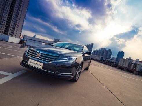 自主行政家轿王，媲美奥迪A6L，比帕萨特大仅15万起