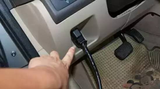 担心买到泡水车？这几招小窍门免费教给你！