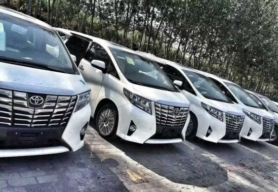 2018款丰田埃尔法现车 18款埃尔法尊贵版价格