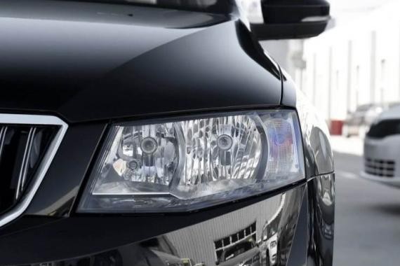 与迈腾同平台生产，比速腾更优秀，换个标只要9万块