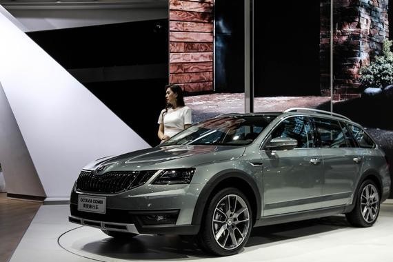 斯柯达也是大众，这旅行车能拉伸睡，蔚领被干掉了