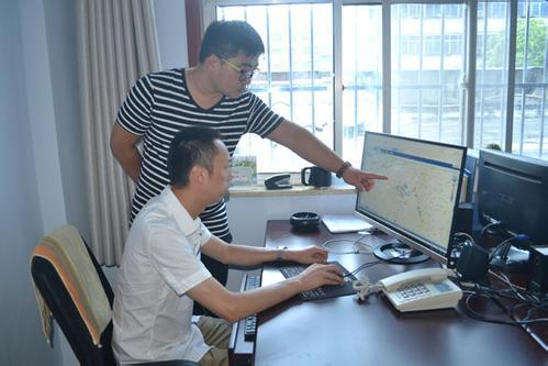 公务员定职主任科员后，多长时间可以升副调研员？