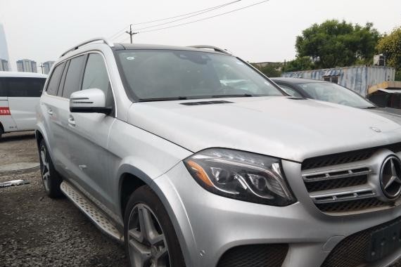 17款奔驰GLS500港口现车，喜欢的快来看报价！