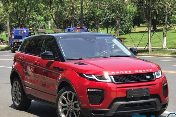 成都车展探馆：2018款路虎极光抢先看