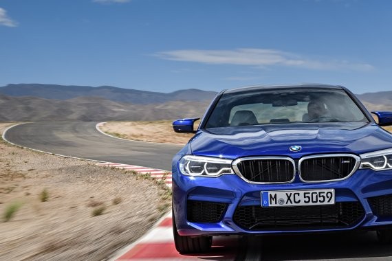 新款宝马M5发布　全驱/百公里加速3.4秒[图]