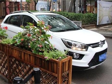 小身材也有大空间，暑期出游必备车型—绅宝X25