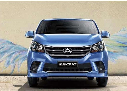 不用加价40万买埃尔法了，,这款车13万配置安全丰富