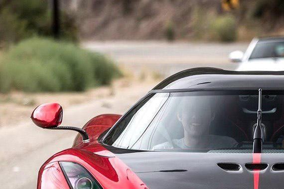 柯尼塞格发飙,布加迪最遭殃,直接丢了速度之王的称号