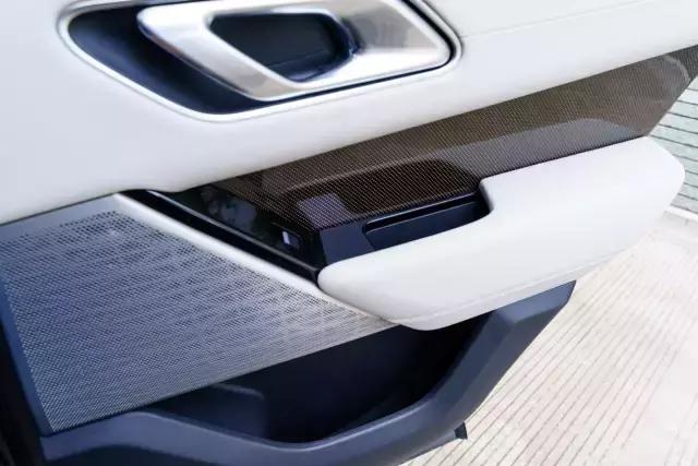 揽胜星脉进口该卖多少钱?70万到110万,贵了吗?