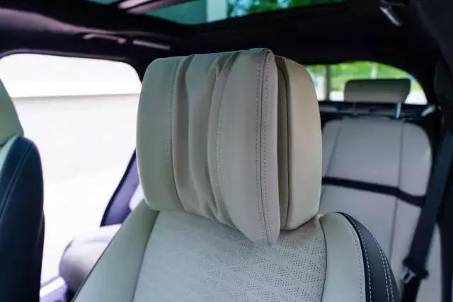 揽胜星脉进口该卖多少钱?70万到110万,贵了吗?