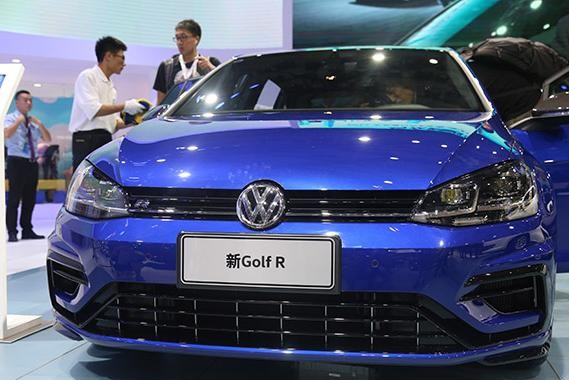 4.6秒破百的信仰之车！ 新款高尔夫R40万起售