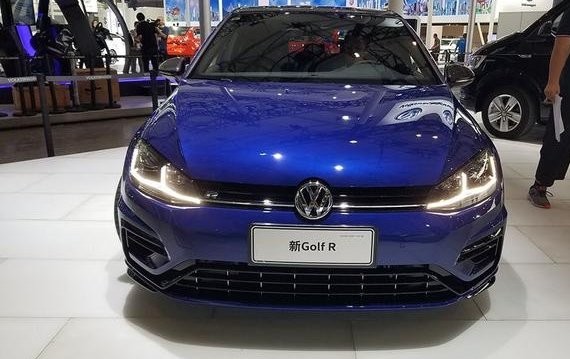 大众新款高尔夫R正式上市 售价40.78万