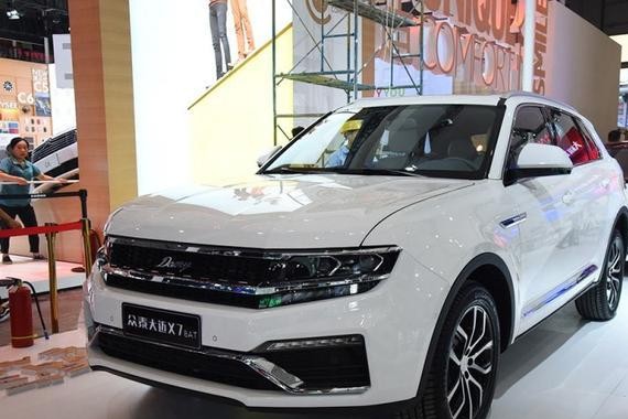 10多万买8AT，这次是真正宝马同款，空间优势明显