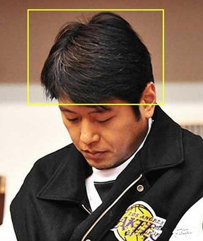 莫科近照：曾因爱妻离世一夜头白，娶蝶后今儿女双全