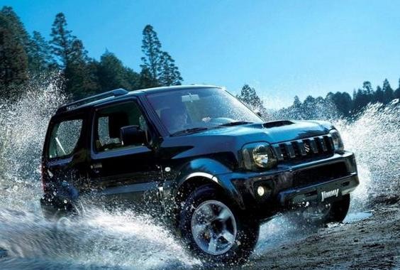 越野神器吉姆尼迎来换代！拳打牧马人，脚踢奔驰G？