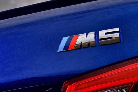 【全新宝马M5 九大黑科技】