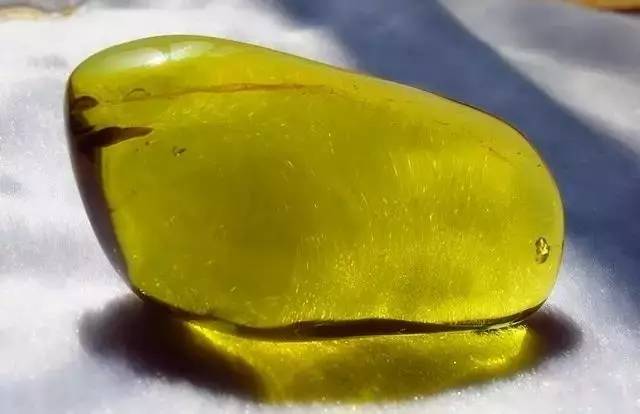 琥珀的种类和产地?虫珀的产地你知道几个(上)
