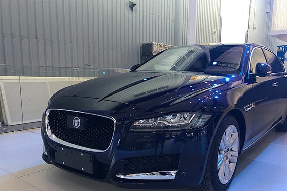 2017成都车展：2018款捷豹XFL正式发布