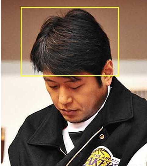中国男篮莫科，曾爱妻意外离世，如今于蝶后儿女双全
