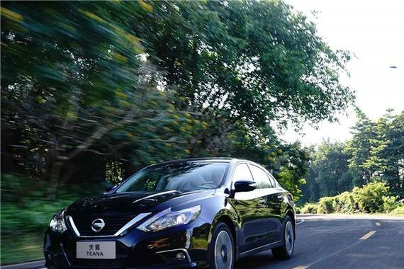 比凯美瑞便宜、比雅阁俊俏，换代拼颜值宝马也输给它