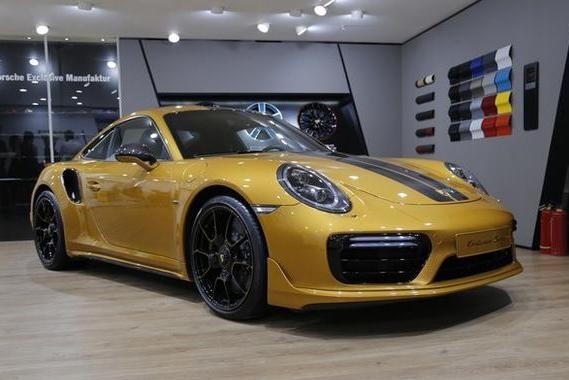 保时捷新车亮相成都车展！335万起售，富二代抢着买