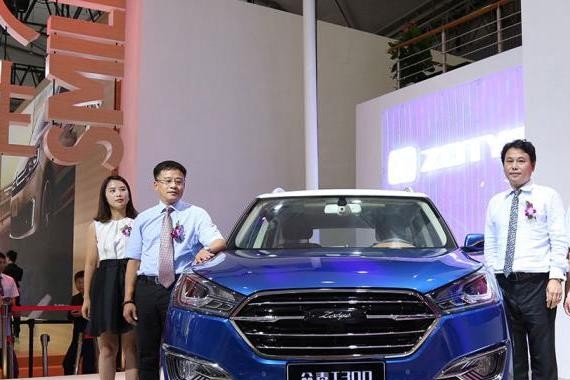 原创设计|众泰T300双色版售5.88万-9.38万