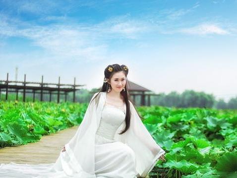 临,华语乐坛新生代偶像派歌手. 来自艺人经纪姚志坚