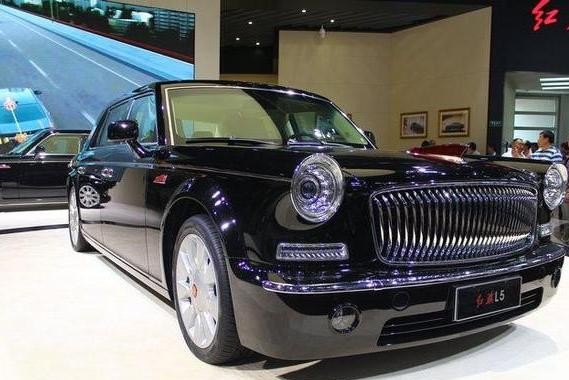 成都车展红旗L5实力抢眼，仿佛亲眼见到了“500万”