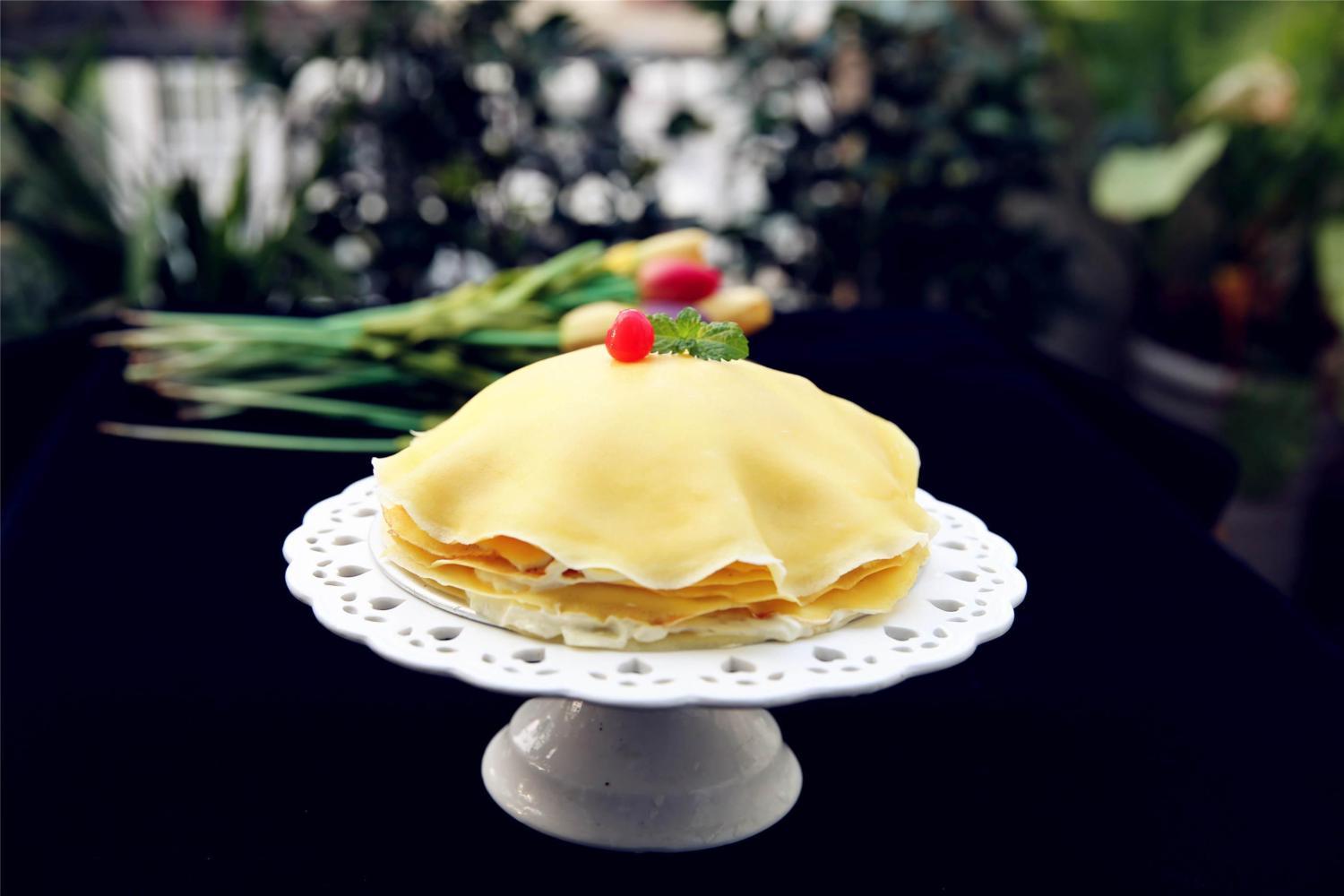 平底锅就能做出的高颜值美食, 芒果千层蛋糕. 来