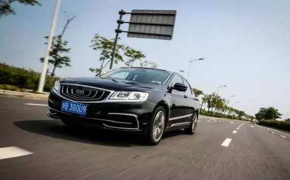 最美中国车学会了注重内在美，试驾吉利新博瑞