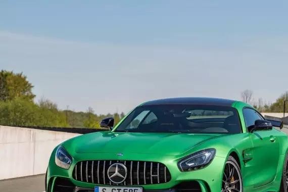 奔驰全新一代AMG家族终聚齐，成都这一夜让人难忘