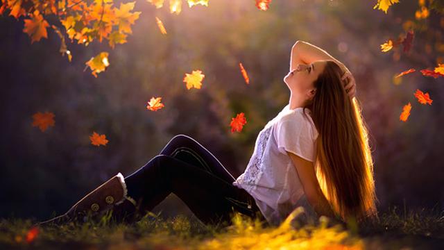 订婚宴上,婆婆给我一万改口费,我吓到说不出话