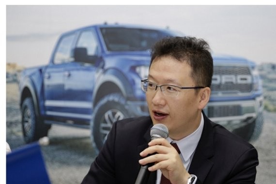 车展上跟车企掏心窝，讲真心话还是玩大冒险？