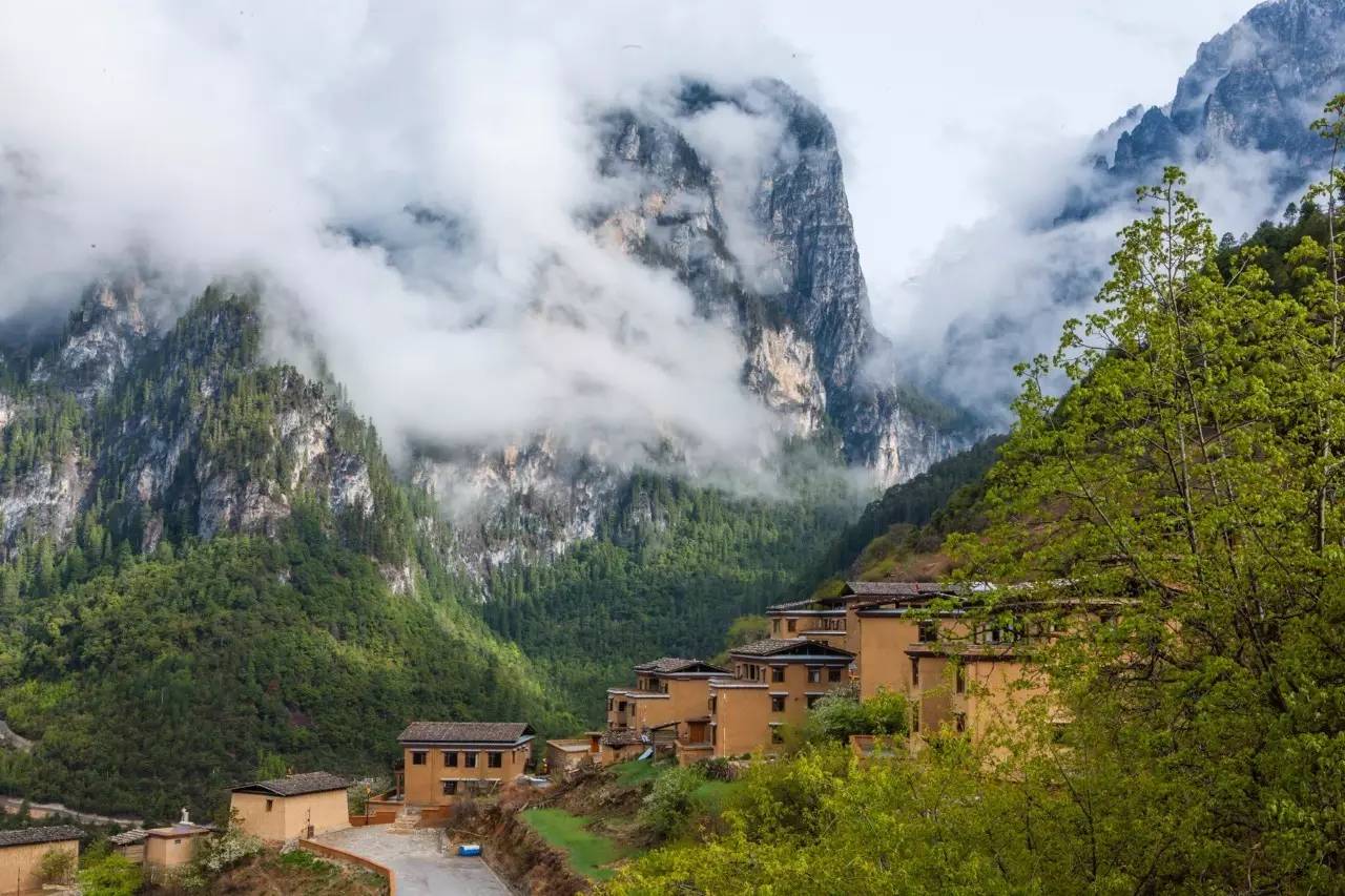 疯狂之旅昆明巴拉格宗两天三夜自驾1700千米