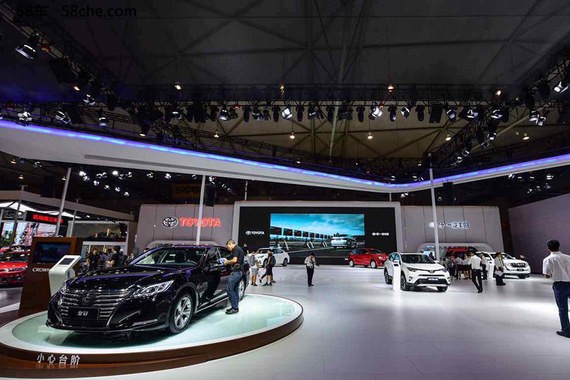 明星产品齐亮相 一汽丰田燃爆成都车展