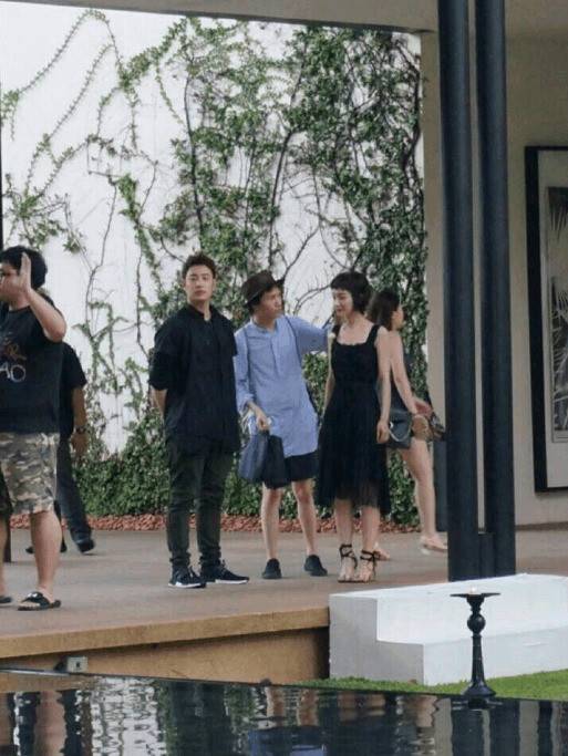 吴昕潘玮柏录制恋爱节目 两人私下同框却全程