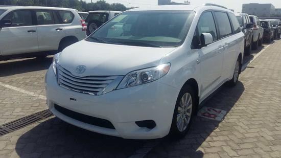 丰田塞纳大量现车 2017款塞纳低价优惠促销