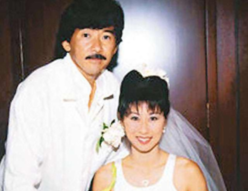 为叶倩文抛弃15年发妻，58岁却被背叛，网友：报应