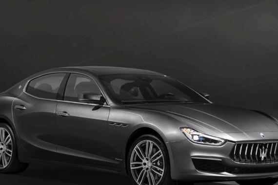 新款上市！这台意大利轿跑不仅外观漂亮，B格还很高