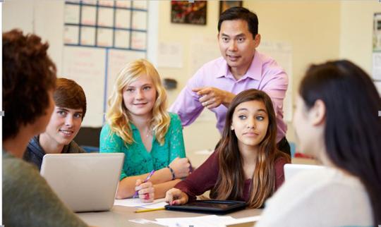 在线英语培训哪家好?学习成人英语去哪比靠谱