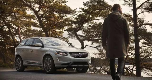 不仅省油而且自带光环!比宝马奥迪更值得买的SUV!