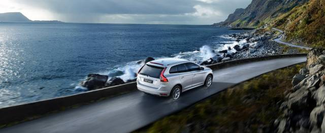 不仅省油而且自带光环!比宝马奥迪更值得买的SUV!