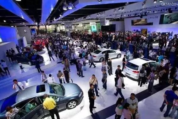 成都车展的这些豪车，可能你一辈子都不会见到！